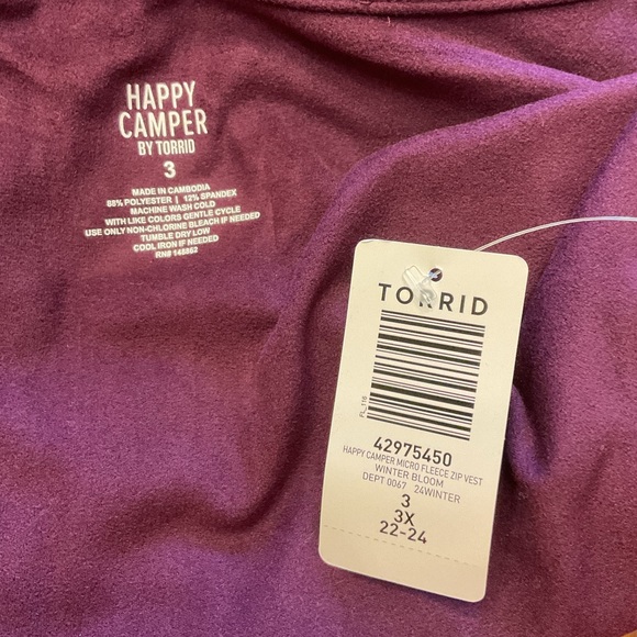 Torrid Happy Camper Microfleece Vest NWT - Picture 4 of 5